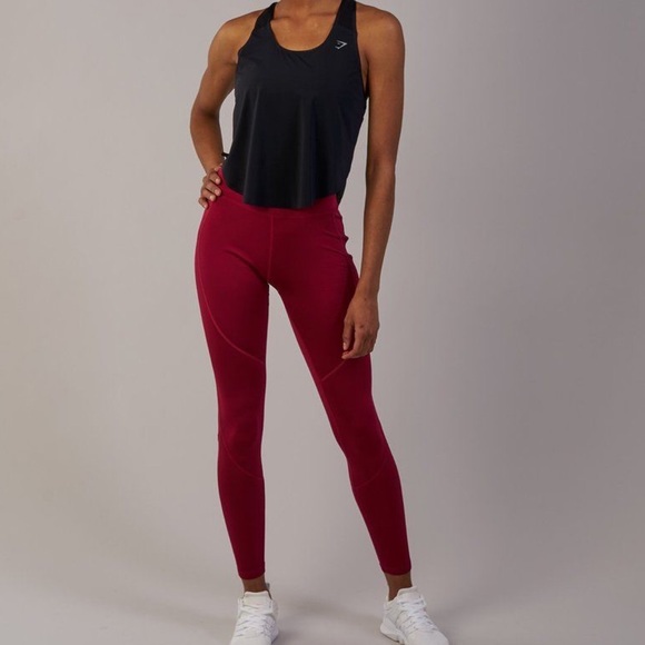 Gymshark Tops - •GYMSHARK• cropped vest tank